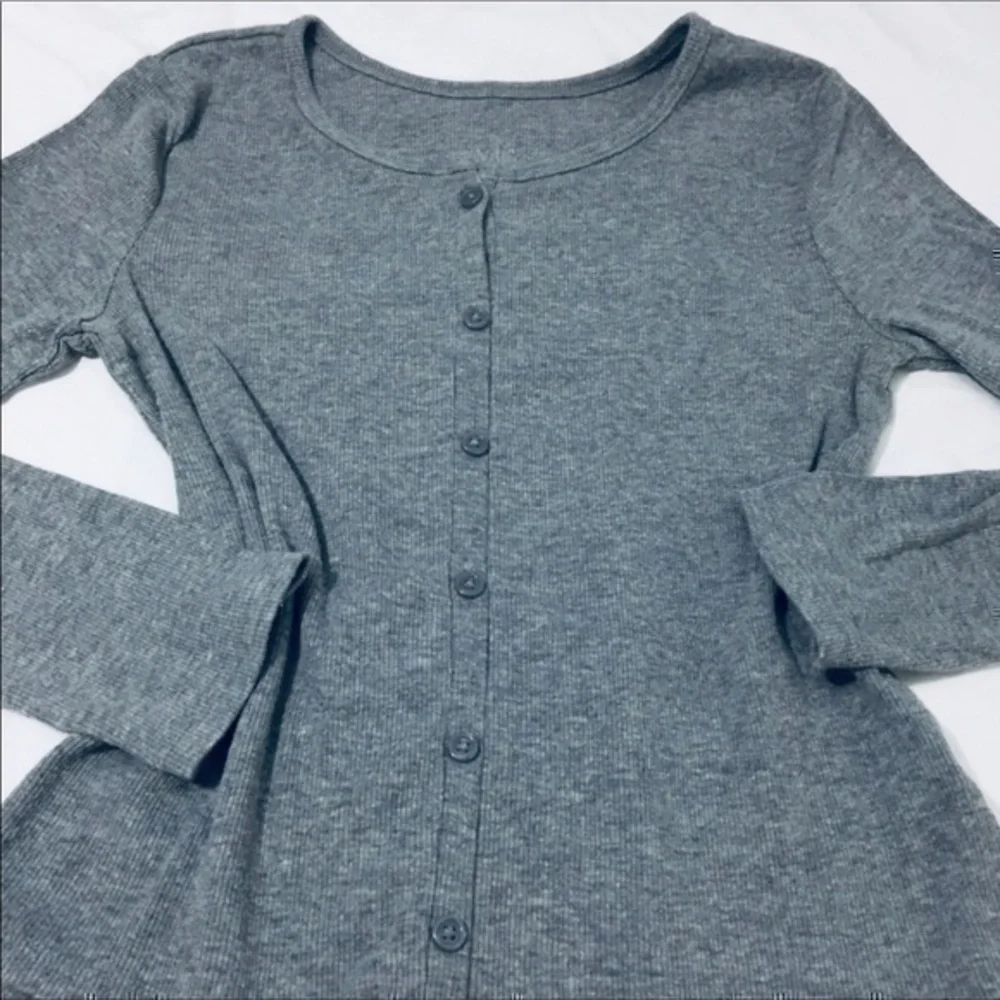Justice Girls size 8 gray  button up top